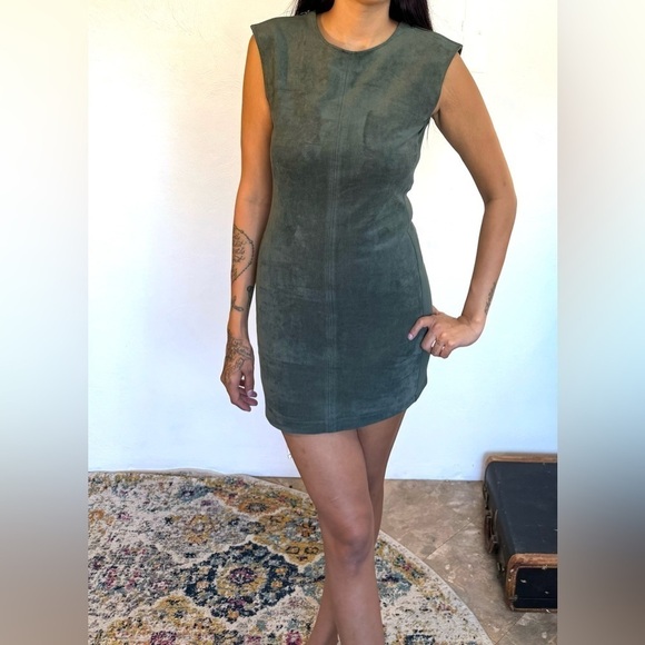 BCBG extra small Green suede Dress pullover sleeveless fitted sexy chic detail - Picture 5 of 13
